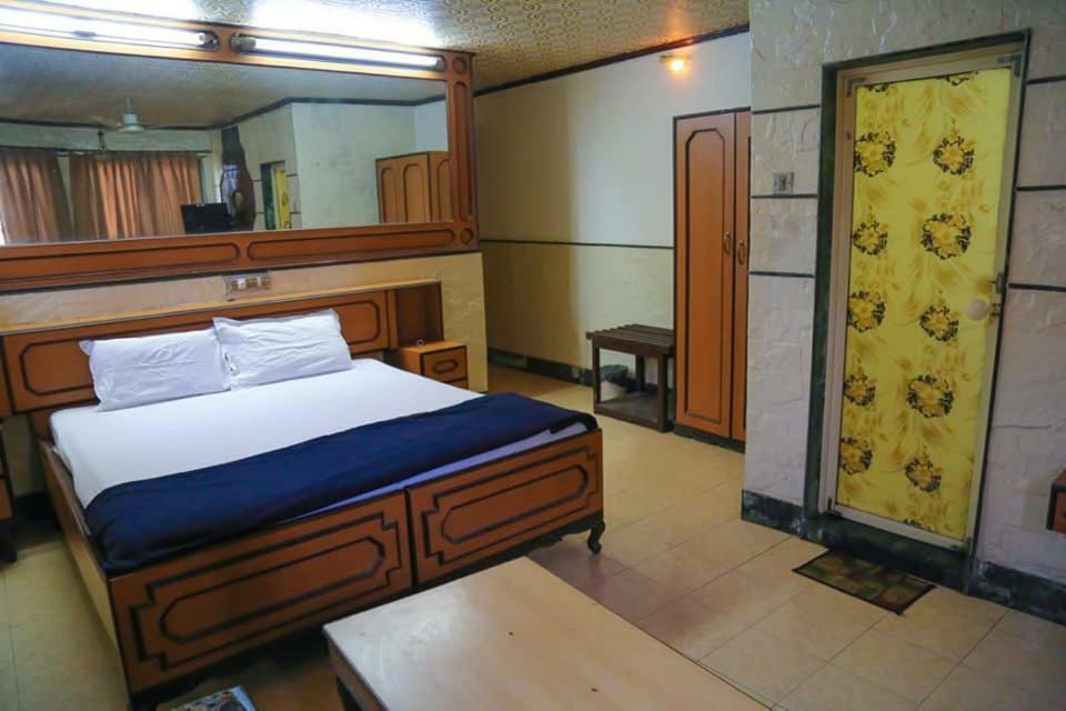 Hotel Happy Home Мумбаї Екстер'єр фото