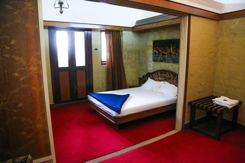 Hotel Happy Home Мумбаї Екстер'єр фото