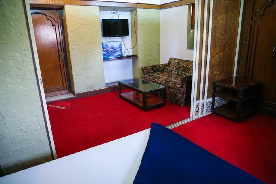 Hotel Happy Home Мумбаї Екстер'єр фото