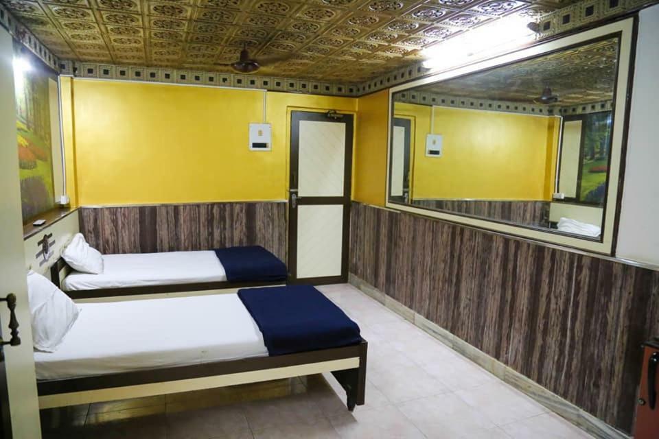 Hotel Happy Home Мумбаї Екстер'єр фото