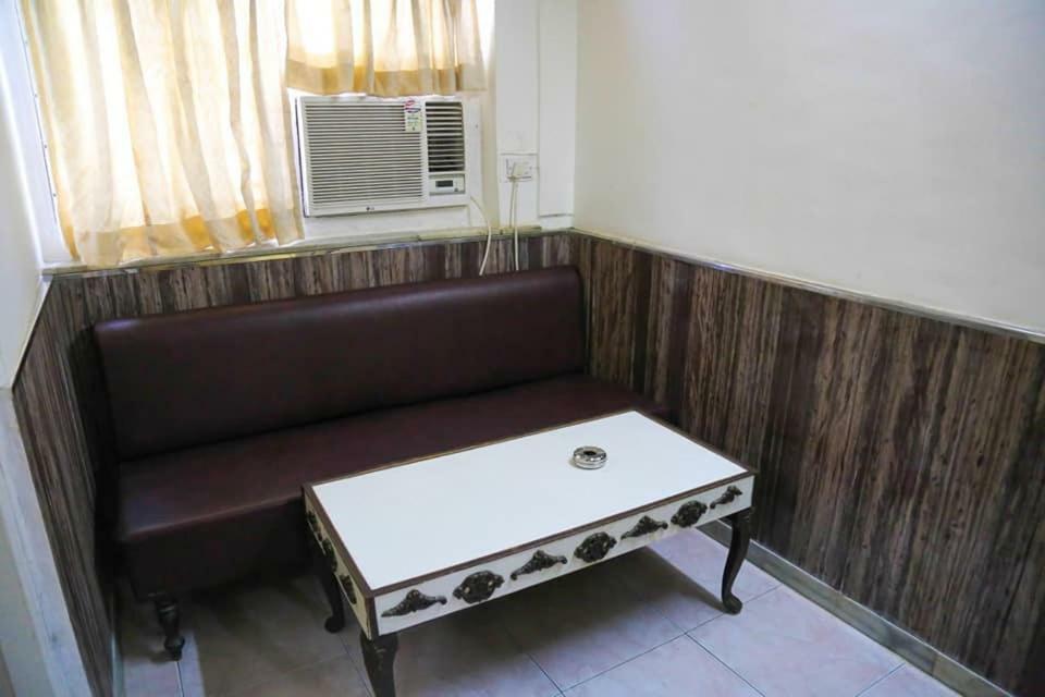 Hotel Happy Home Мумбаї Екстер'єр фото